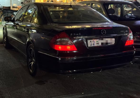 مرسيدس E240 2002 - صورة 2