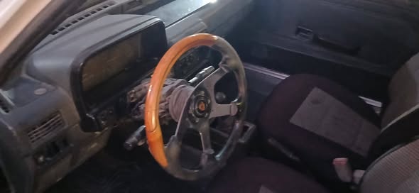 فولكس فاجن باسات 1977 - صورة 4
