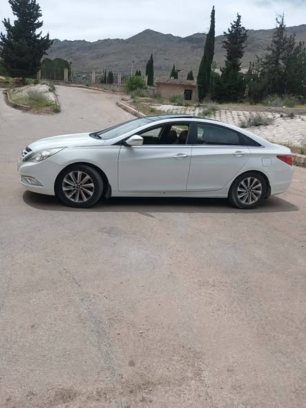 هيونداي سوناتا 2015 - صورة 1