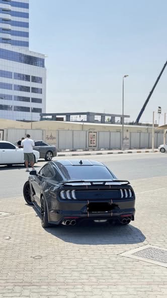 فورد موستينغ 2022 - صورة 2