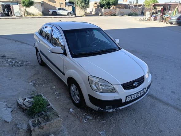 كيا ريو 2009 - صورة 1