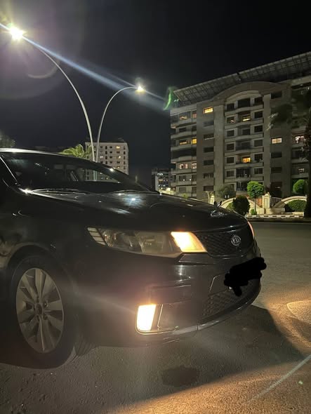 كيا فورتي 2011 - صورة 3