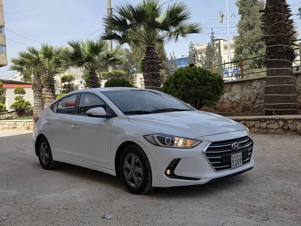 هيونداي افانتي 2018 - صورة 2