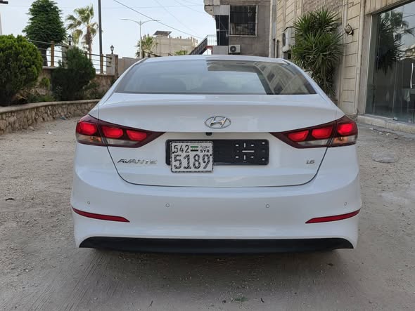 هيونداي افانتي 2018 - صورة 5