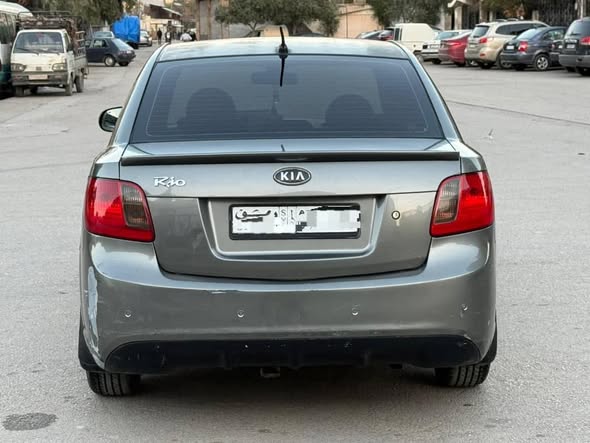 كيا ريو 2011 - صورة 5