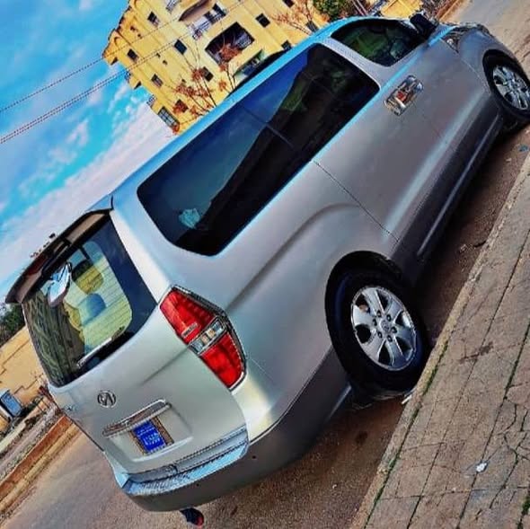 هيونداي H1 2011 - صورة 2