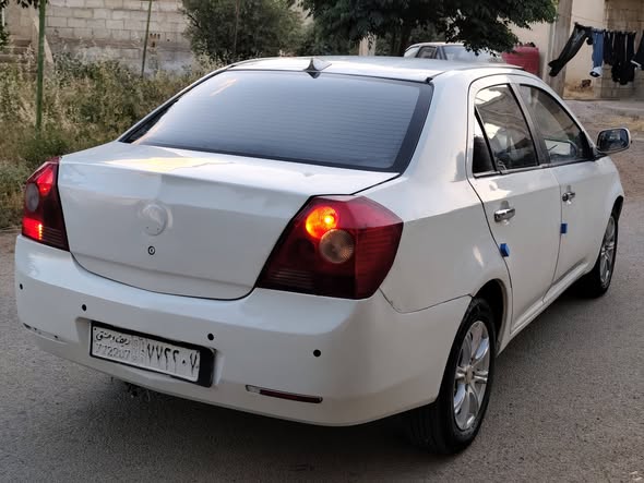 جيلي امكي ون 2007 - صورة 4