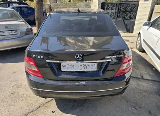 مرسيدس C180 2009 - صورة 3
