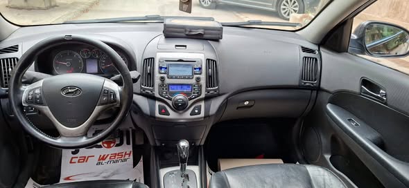هونداي i30 2009 - صورة 4