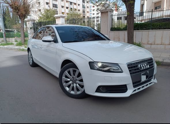 أودي A4 2012 - صورة 3