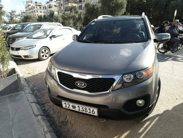كيا سورنتو 2010 - صورة 1