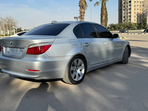 بي إم دبليو 530 2008 - صورة 4