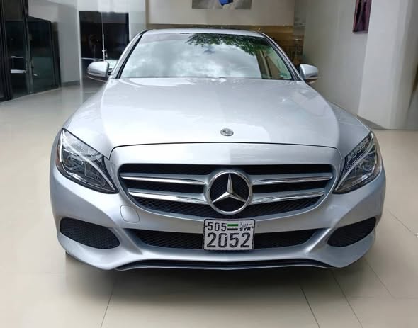 مرسيدس C300 2018 - صورة 2
