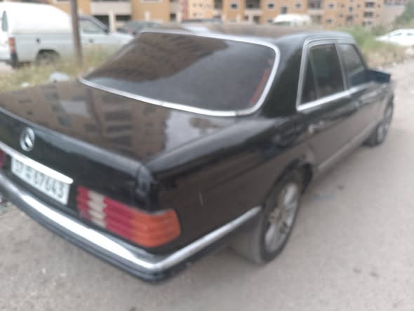 مرسيدس 300 1982 - صورة 2