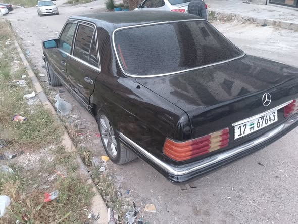 مرسيدس 300 1982 - صورة 4