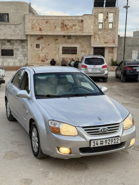 كيا سيراتو 2007 - صورة 3