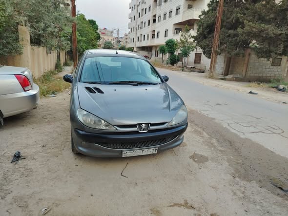 بيجو ٢٠٦ 2004 - صورة 2