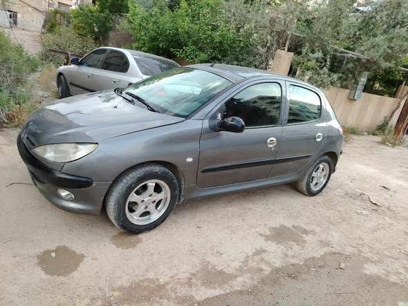 بيجو ٢٠٦ 2004 - صورة 4