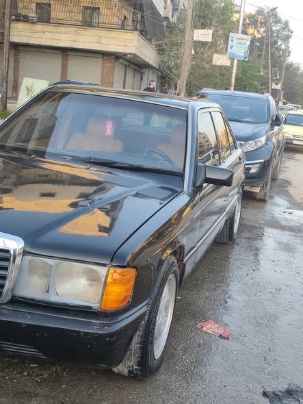 مرسيدس 190 1993 - صورة 4