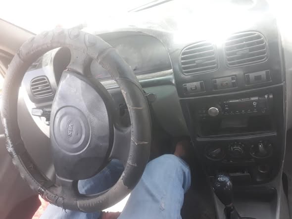 كيا ريو 2000 - صورة 3