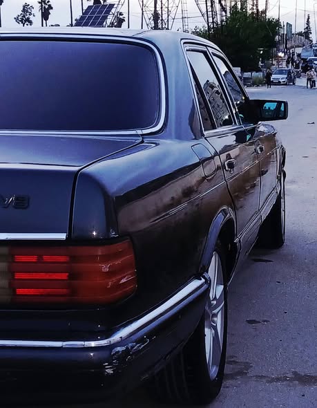 مرسيدس 560 1986 - صورة 4