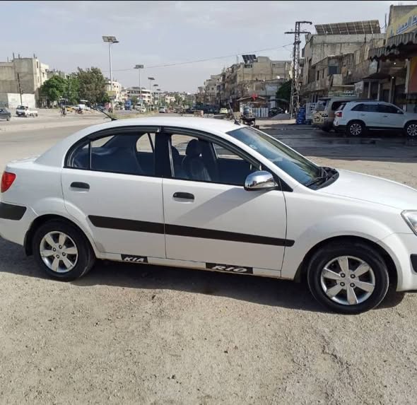 كيا ريو 2008 - صورة 4