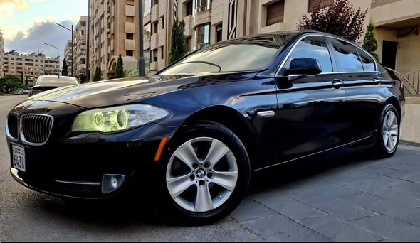 بي إم دبليو 528i 2013 - صورة 1