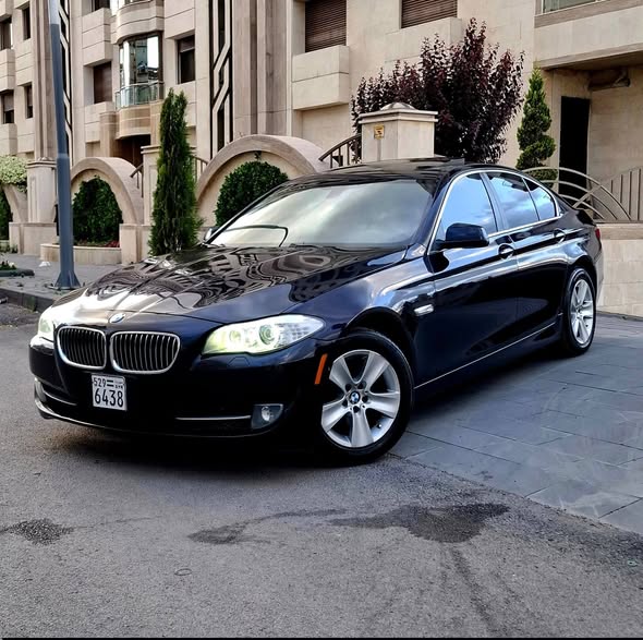 بي إم دبليو 528i 2013 - صورة 2