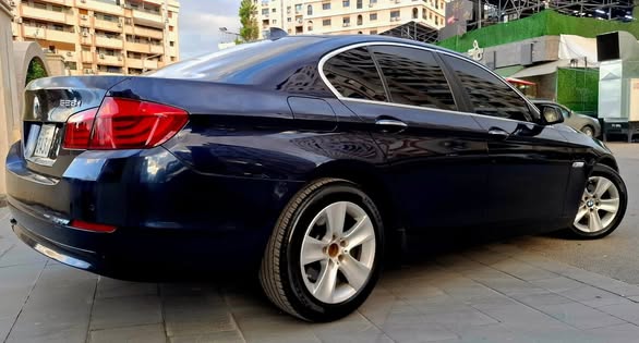 بي إم دبليو 528i 2013 - صورة 3