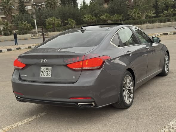 جينيسس G80 2015 - صورة 4