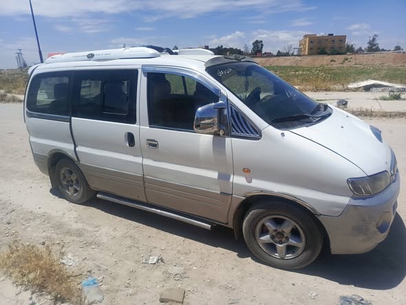 هيونداي اتش 1 2003 - صورة 2