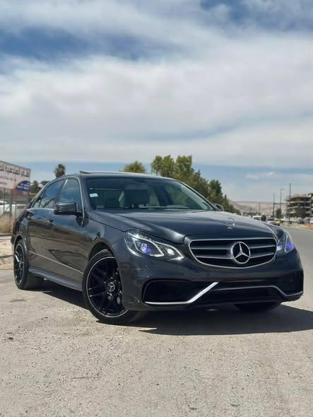 مرسيدس E350 2011 - صورة 1