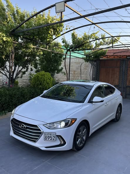 هيونداي إلنترا 2018 - صورة 1