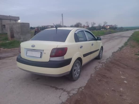 كيا ريو 2005 - صورة 5