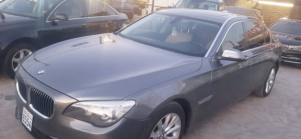 بي إم دبليو 730 2015 - صورة 3