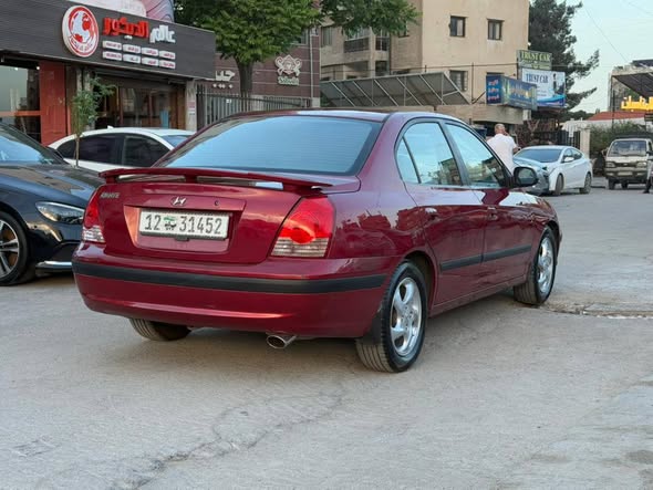 هونداي افنتي 2004 - صورة 3