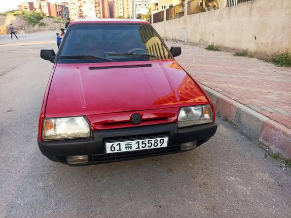 سكودا بيك أب 1995 - صورة 2