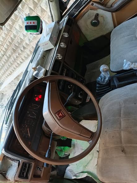 ميتسوبيشي لانسر 1983 - صورة 4