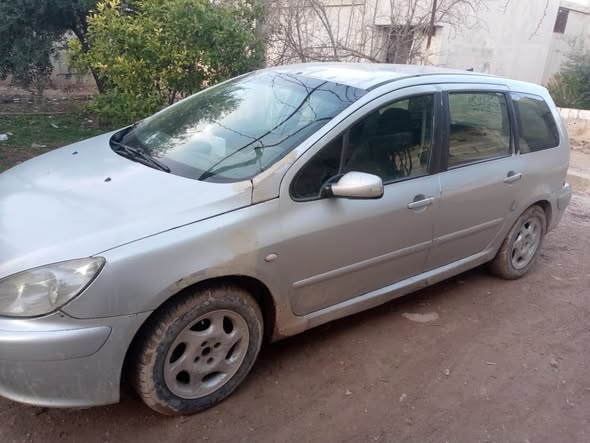 بيجو ٣٠٧ 2007 - صورة 5