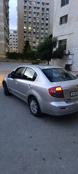 سوزوكي SX4 2008 - صورة 2