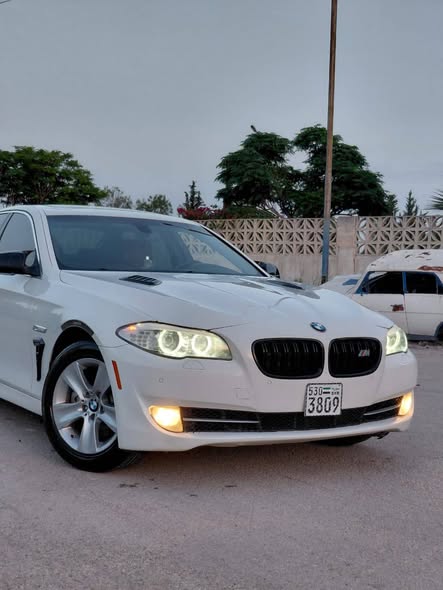 بي ام دبليو 528i 2012 - صورة 1