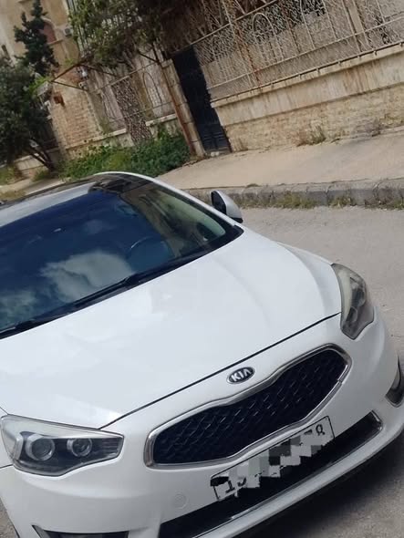 كيا كادنزا 2014 - صورة 1