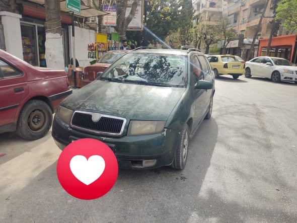 سكودا فابيا 2001 - صورة 3