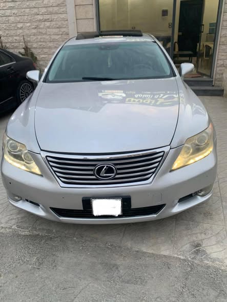 لكزس LS460 2012 - صورة 1