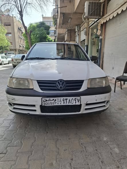 فولكس فاجن غول 2004 - صورة 1