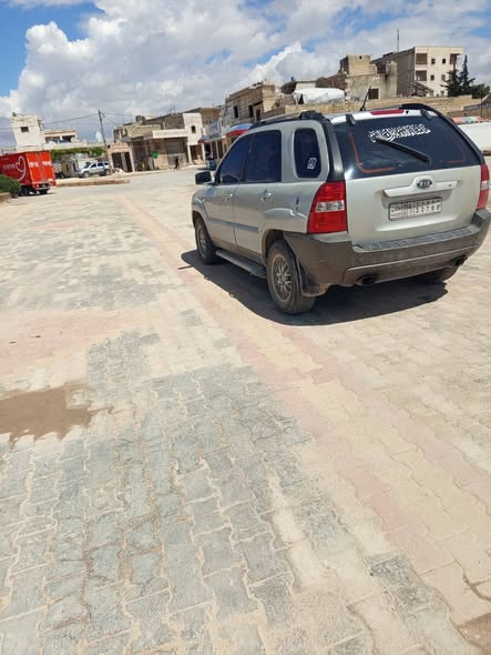 كيا سبورتاج 2005 - صورة 5