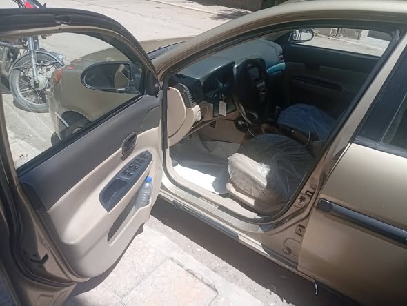 هيونداي فيرنا 2006 - صورة 4