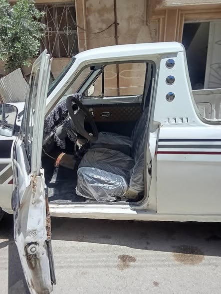 نيسان 1200 1992 - صورة 5