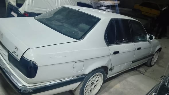 بي ام 728 1981 - صورة 2