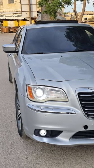 كرايسلر 300 2012 - صورة 4